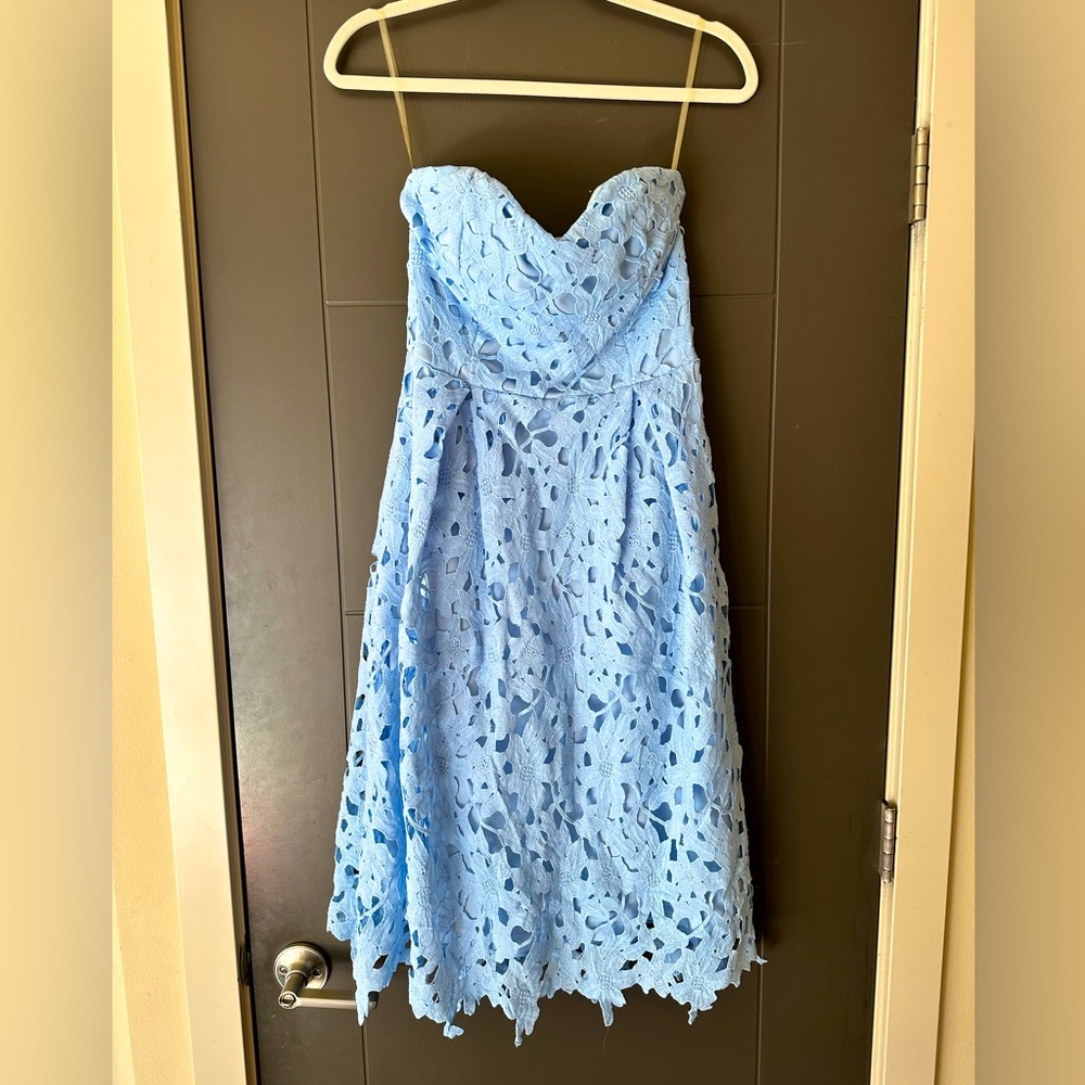 Light blue flower strapless midi dress